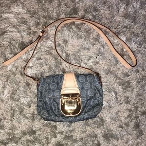 Beautiful Michael Kors crossbody